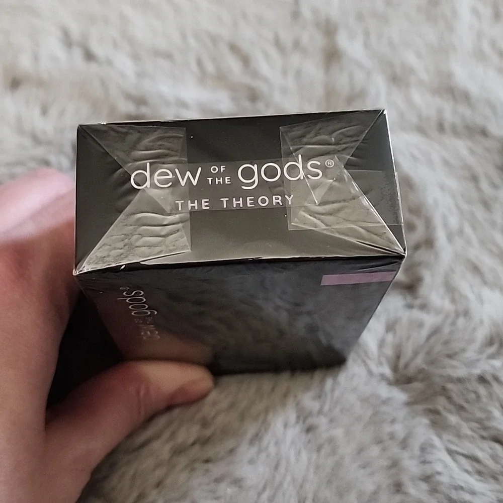 NIB Dew of the Gods The Theory Creme‎ Blend